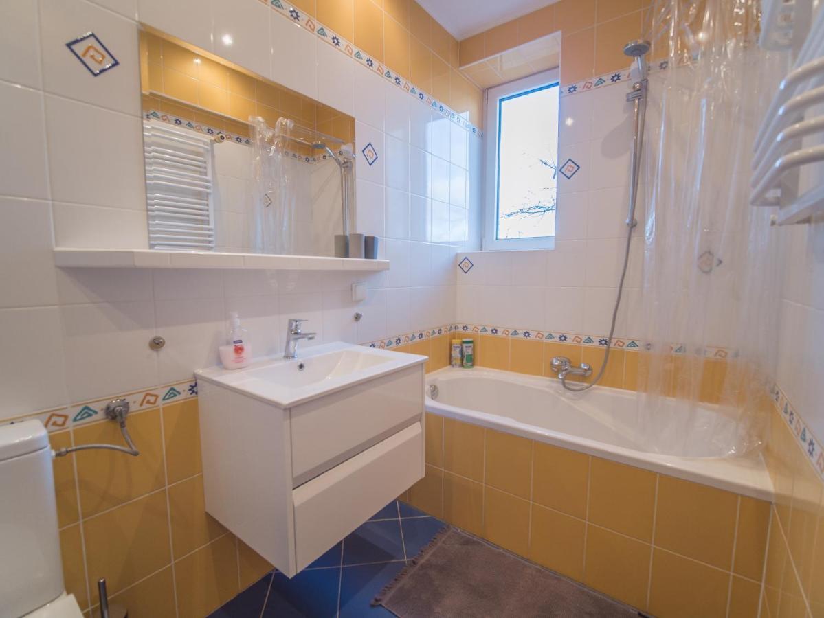 Krosna Street Apartament 格但斯克 外观 照片